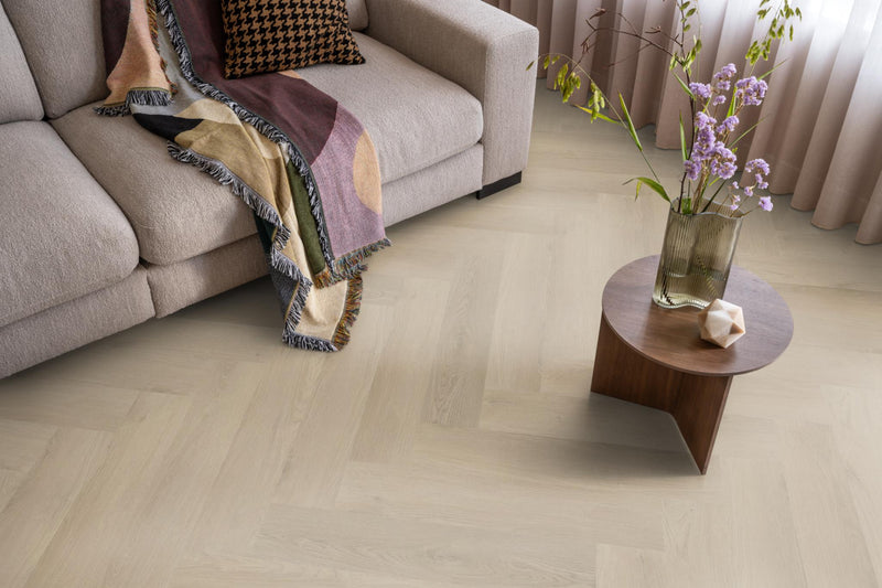 Staal van Ambiant Spigato Navaro Beige | Visgraat Klik PVC
