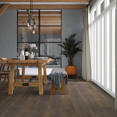 Welke bruine PVC vloer past bij een landelijk interieur?