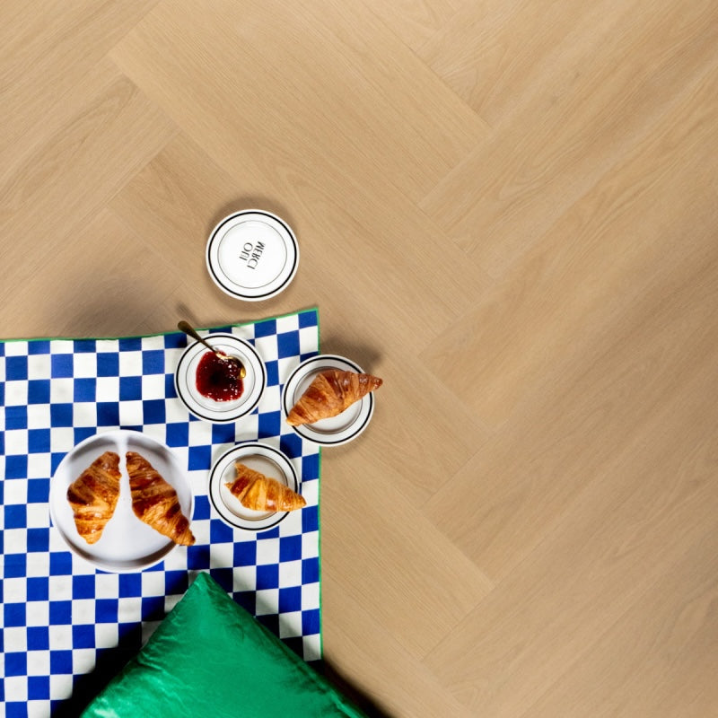 Staal van Brede Visgraat Croissant | Douwes Dekker | Klik PVC