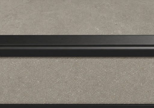 Vivafloors PVC Traprenovatie - 1820 Tegel - Detail trapneus