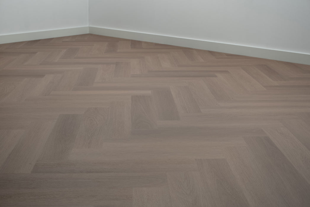 Floer Greige Eiken - Visgraat Click PVC