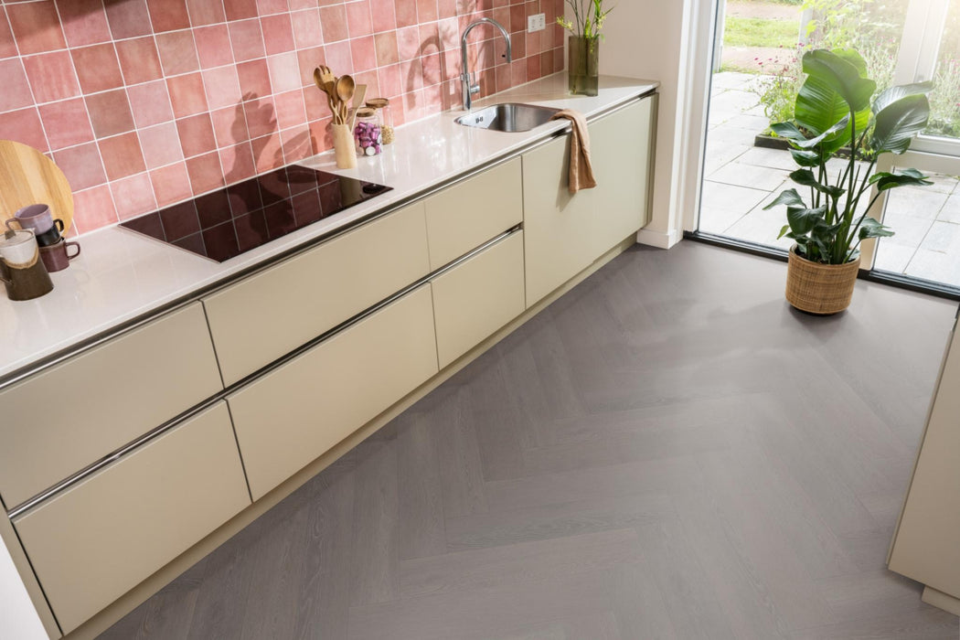 VT Wonen Herringbone Charcoal | Visgraat Plak PVC
