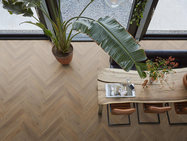 FloorLife YUP Leyton Smoky - Visgraat Plak PVC