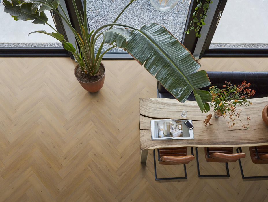 FloorLife YUP Leyton Dark oak - Visgraat Click PVC