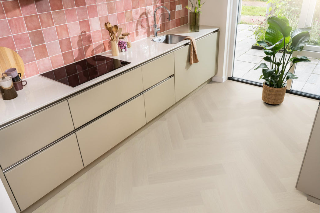 Ambiant Spigato Estino Beige | Visgraat Lijm PVC