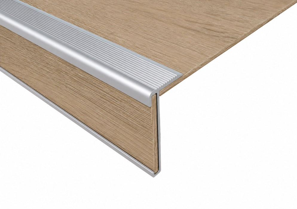 Vivafloors PVC Traprenovatie - 8360 Eiken - Perspectief trapneus