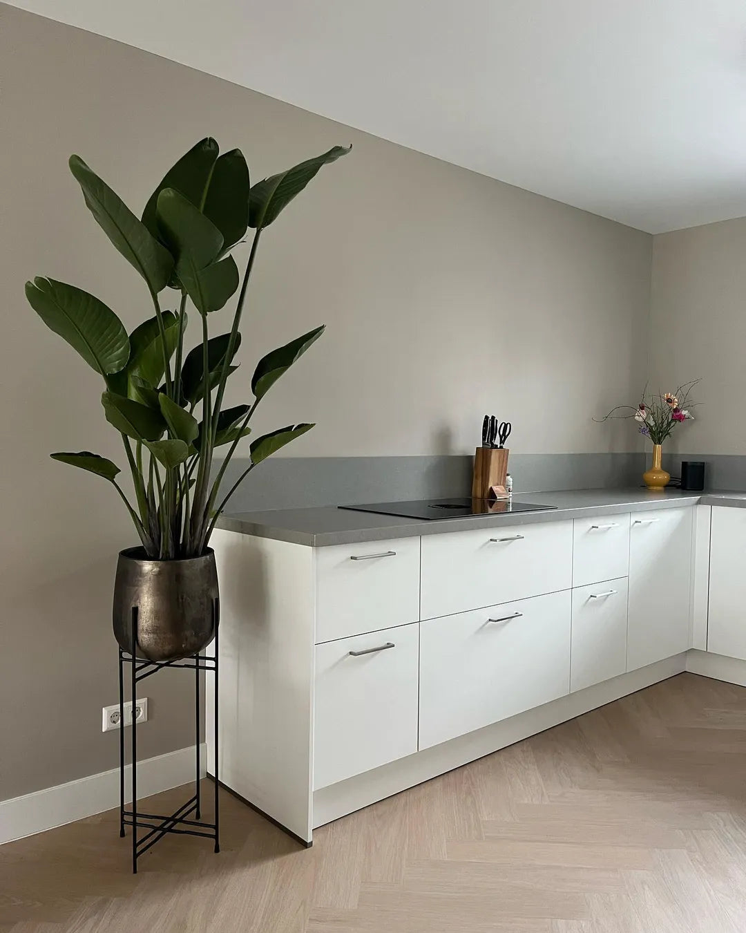 Sfeerbeeld Vivafloors 7810 | Visgraat | Lijm PVC Dryback