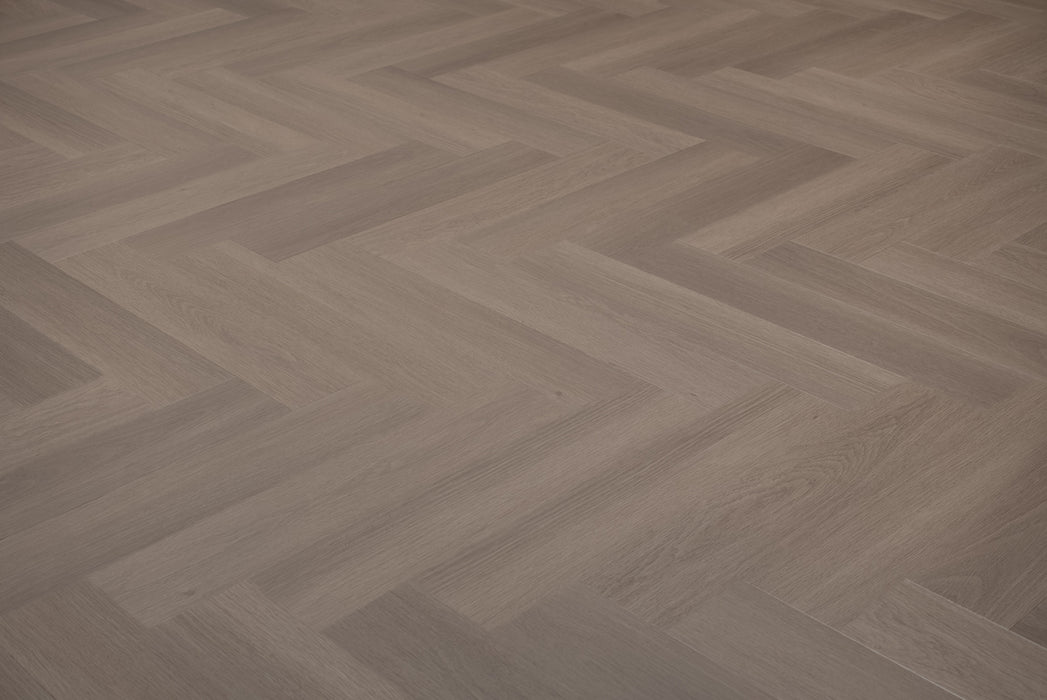Floer Greige Eiken - Visgraat Dryback Plak PVC