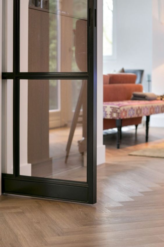 mFLOR Parva River Oak 41324 Volga | Visgraat PVC | Dryback | sfeerbeeld 2