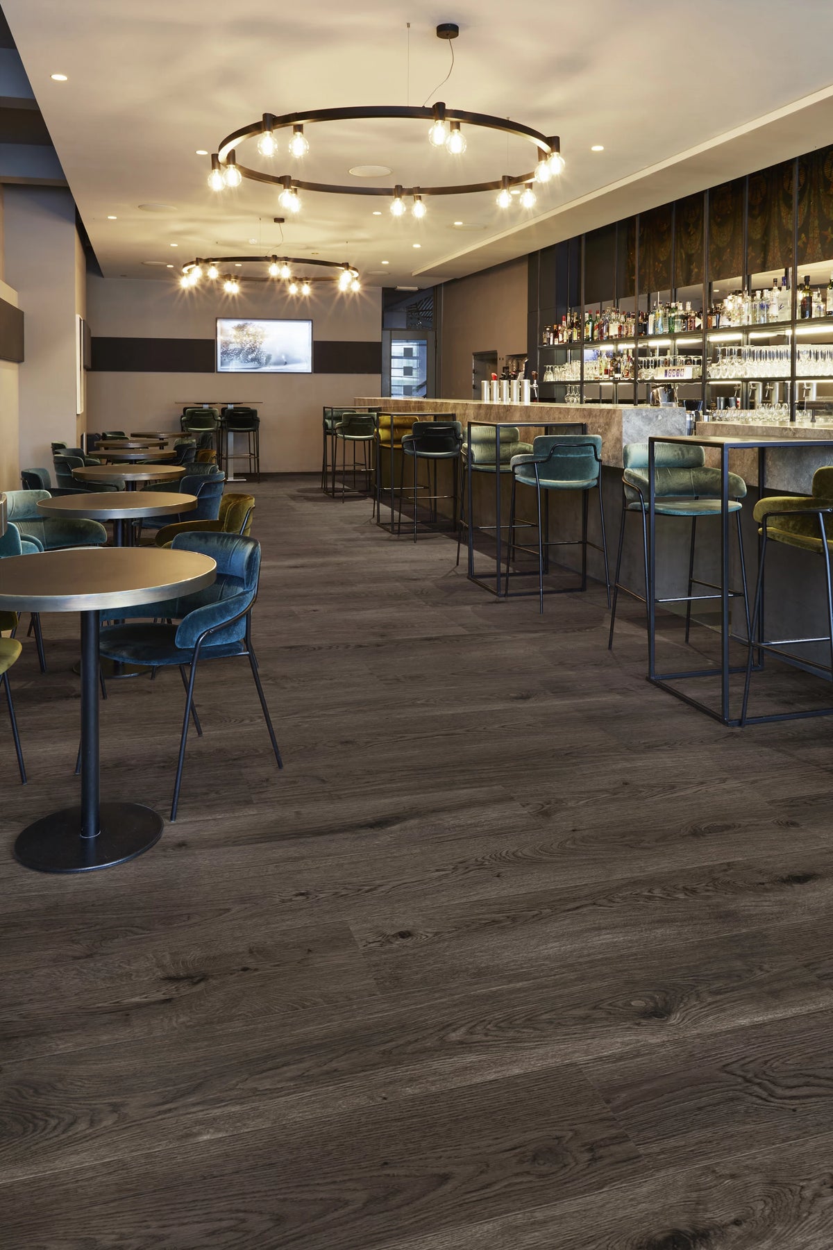 COREtec Essentials 1800+++ Series Munster Oak 88 | Click PVC | sfeerbeeld 1