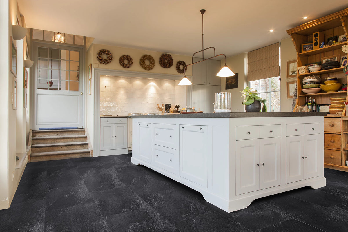 COREtec Essentials Tile+ Vela 54 | Tegel 60 x 45 cm | Click PVC | sfeerbeeld 1